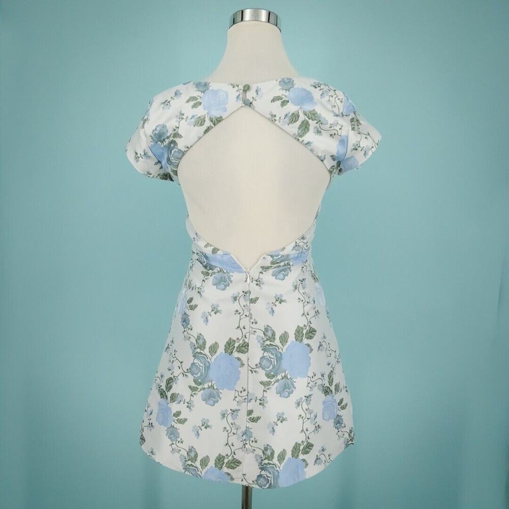 Superdown Size XS Floral V Neck Cut Out Short Sleeve Fit Flare Mini Dress - Picture 3 of 9